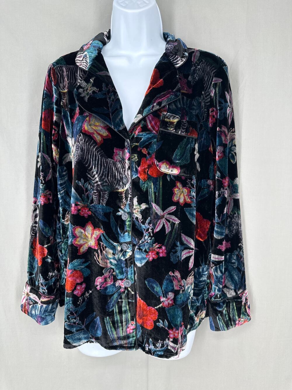 Banana Republic Top Womens XS Black Velvet Zebra Floral Colorful Button Artsy